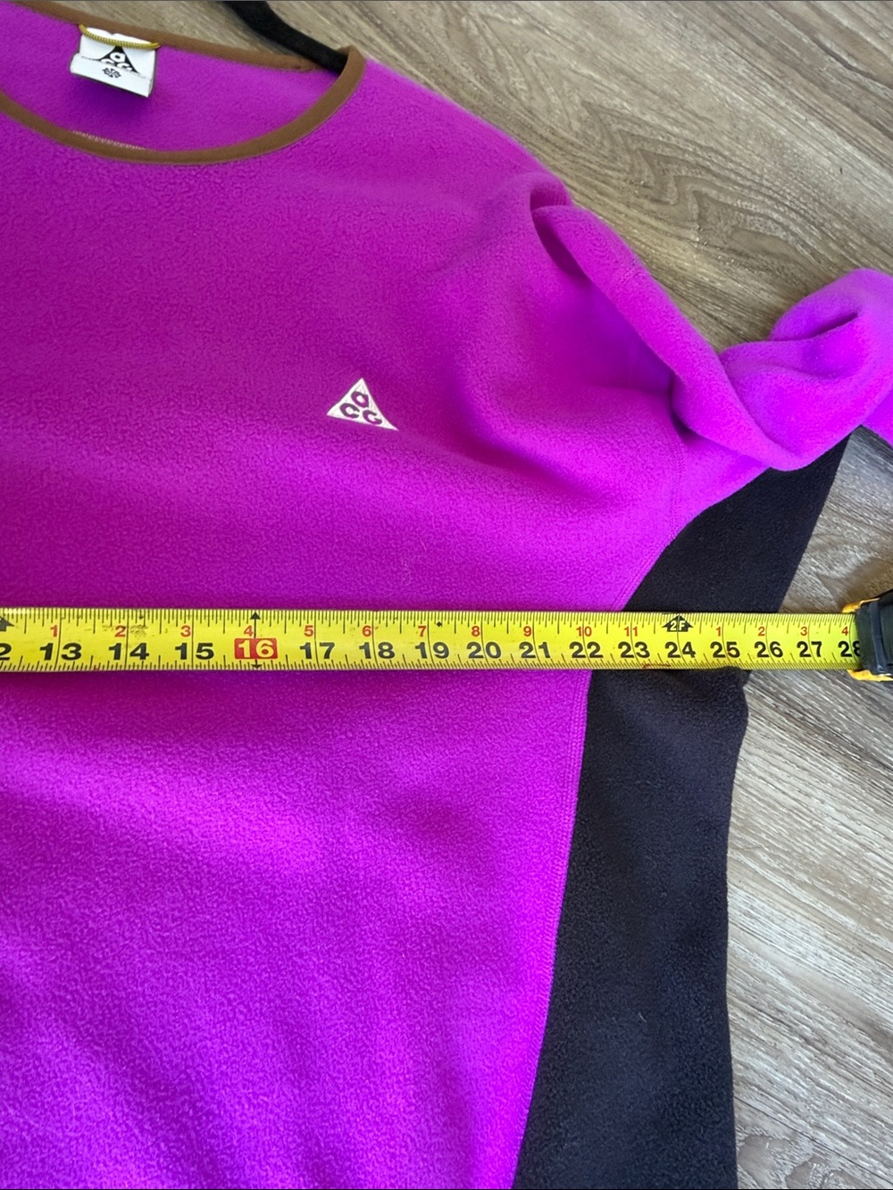 Nike ACG Wolf Tree Fleece Crewneck Sweatshirt Size: L - Picture 11 of 12